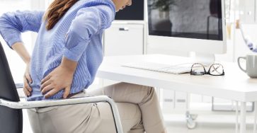 Postura corporal pantallas